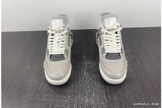 Frozen 4 Retro Moments   AQ9129-001 Jordan AQ9129-001 0306